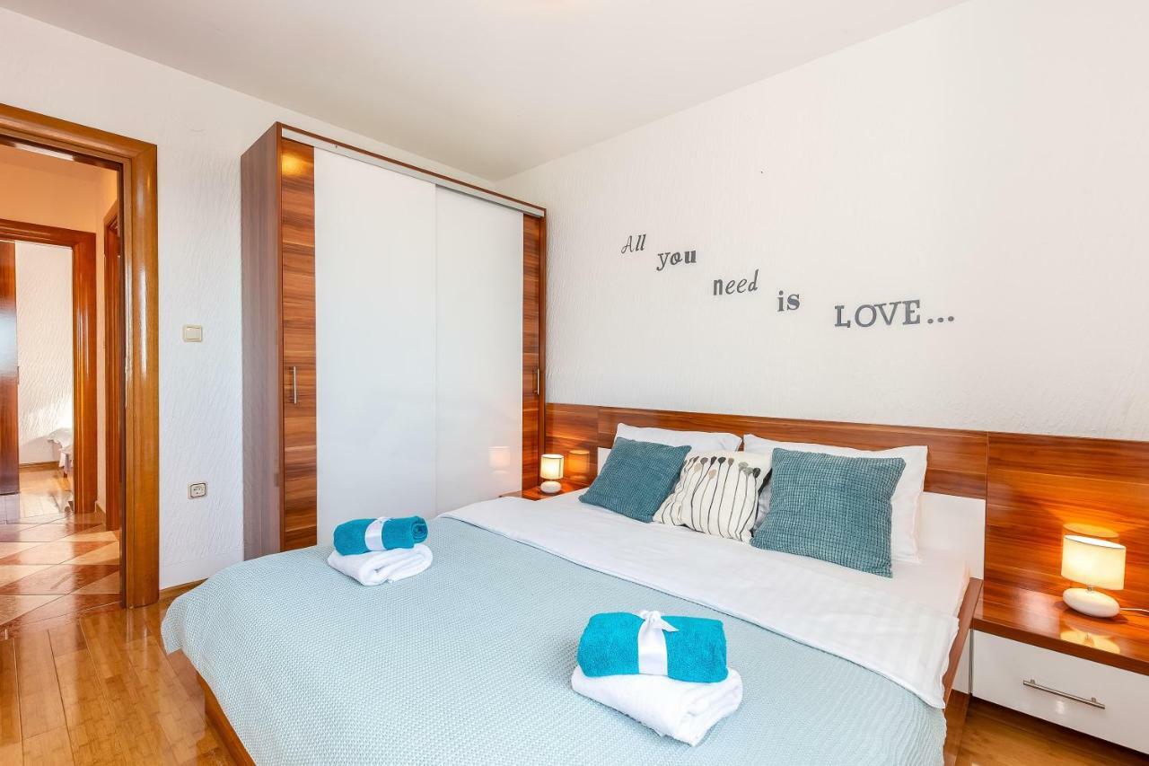 Apartments Villa Maria 茨里克韦尼察 外观 照片